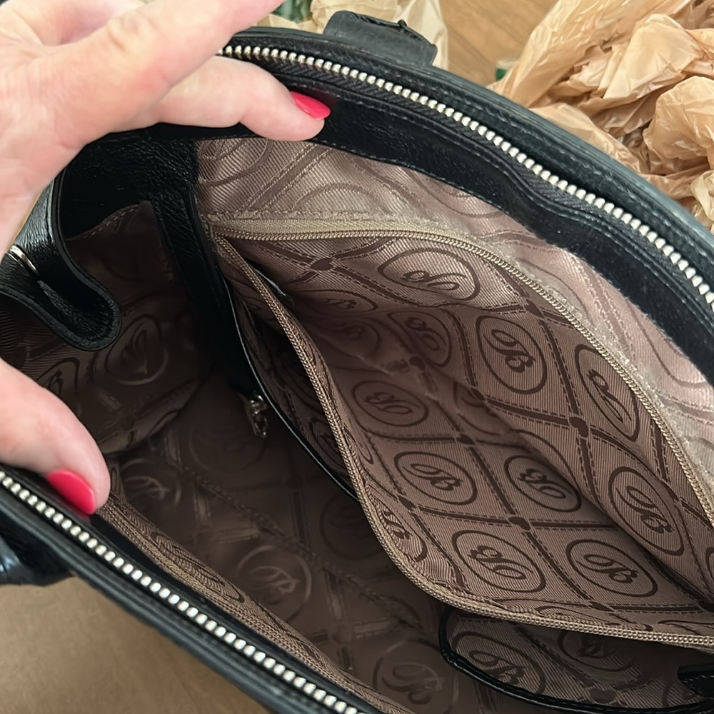 Brighton large black leather purse. Has pockets & compartments. Used but good. - Picture 8 of 14
